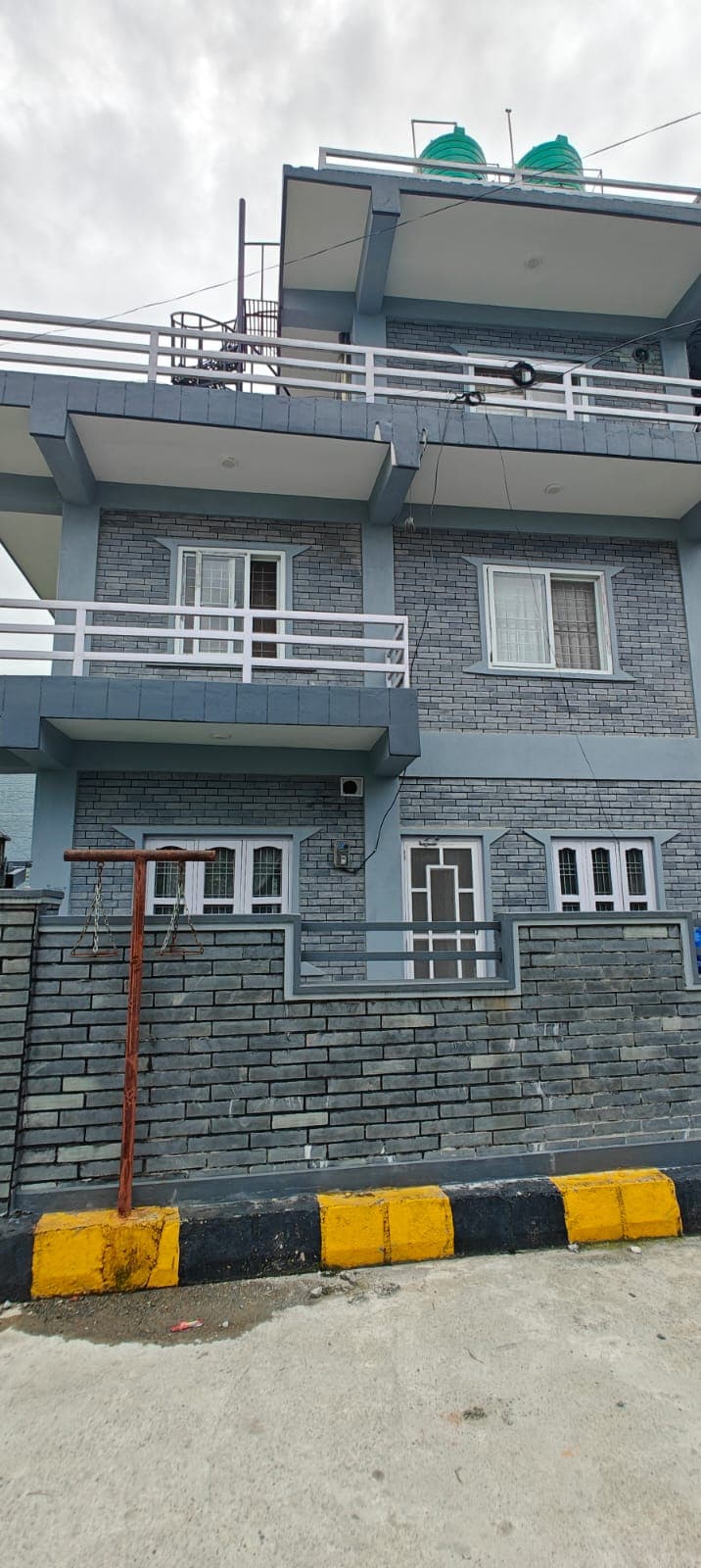 House for sale in Kajipokhari