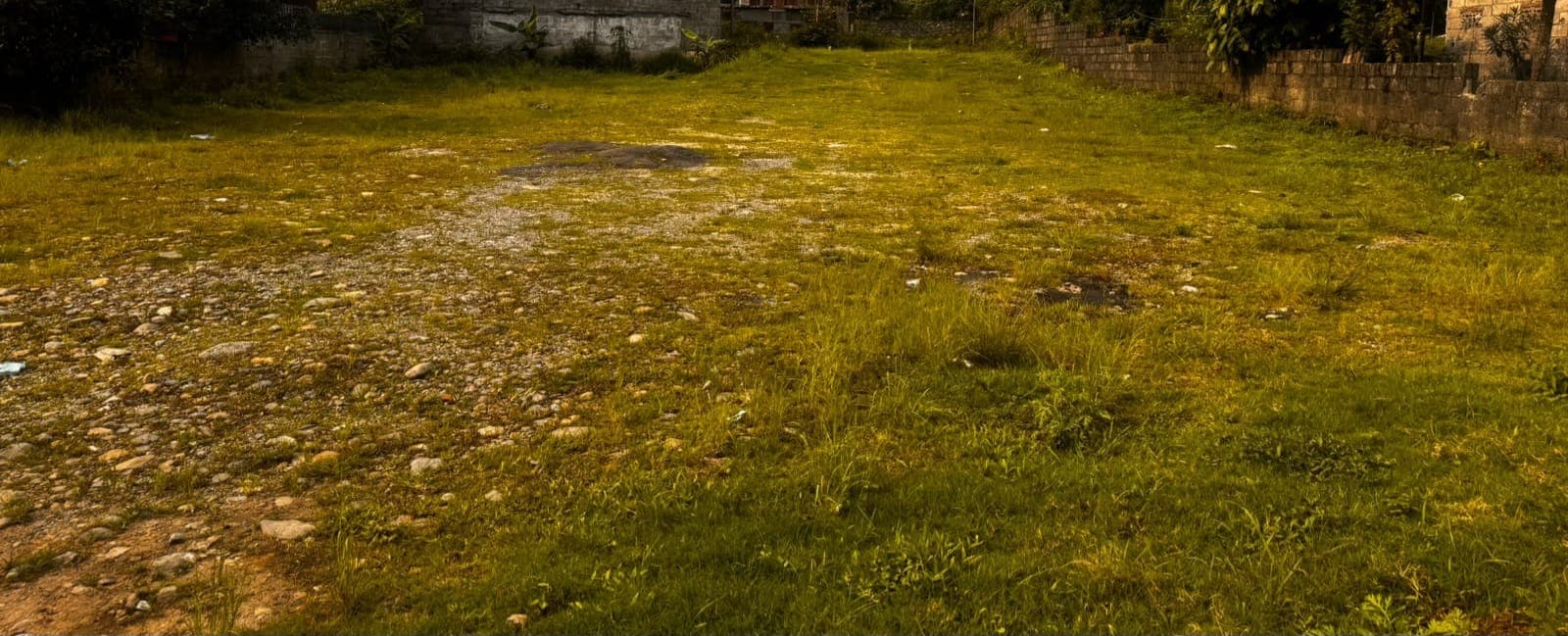 Land for sale in Lakeside 